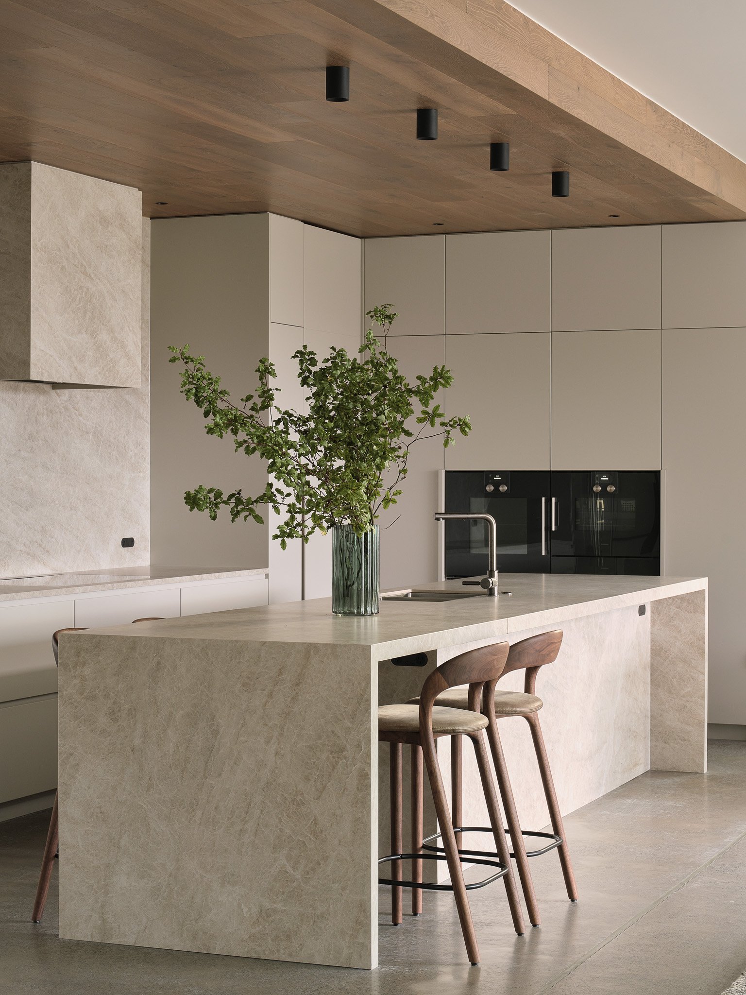 Birkenhead Point Residence_02_Atelier Classic 220w_Plank_Forte