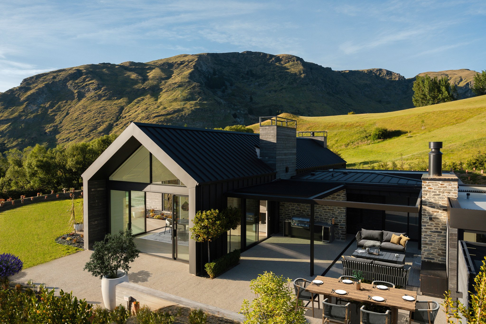 Littles Road 02_Atelier Classic 260w_Plank_Forte_LR