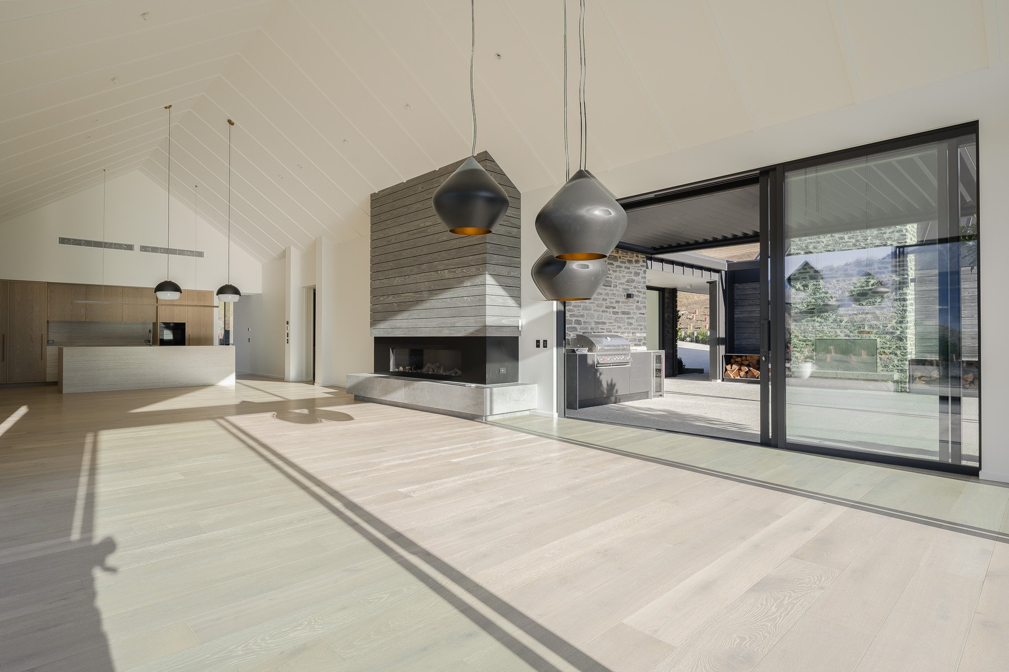 Littles Road 11_Atelier Classic 260w_Plank_Forte_LR