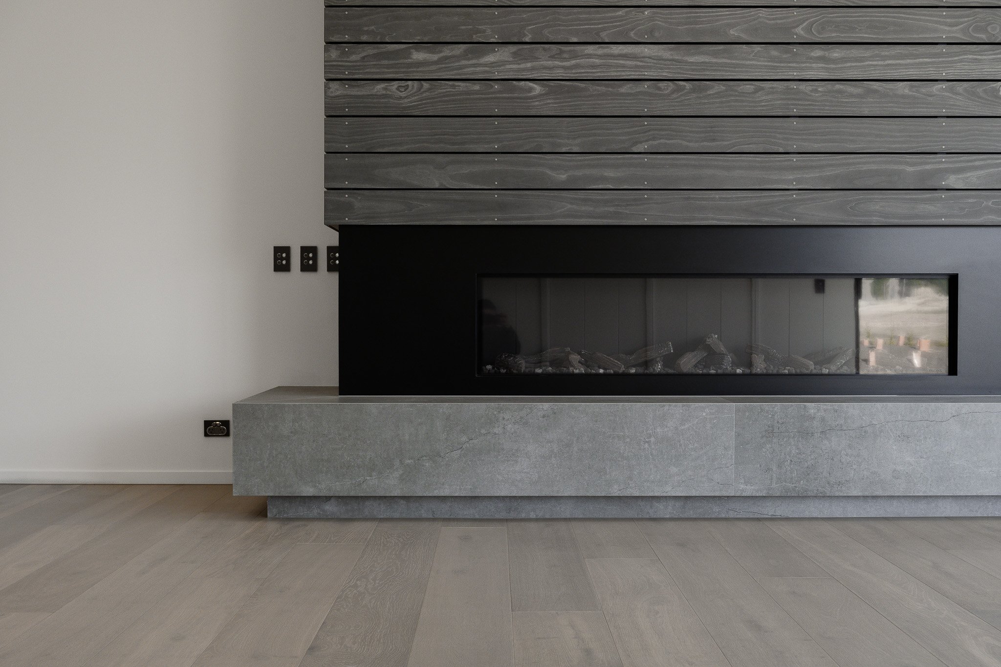 Littles Road 15_Atelier Classic 260w_Plank_Forte_LR