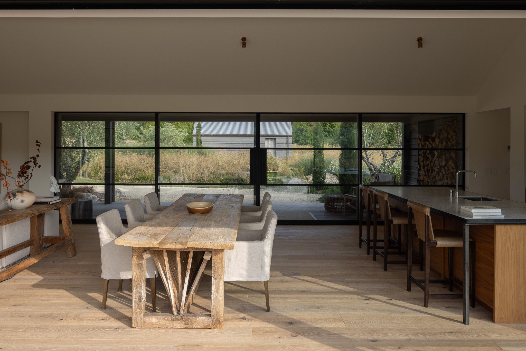 River Barn House 03_Artiste Rustic Picasso_Plank_Forte_LR-1