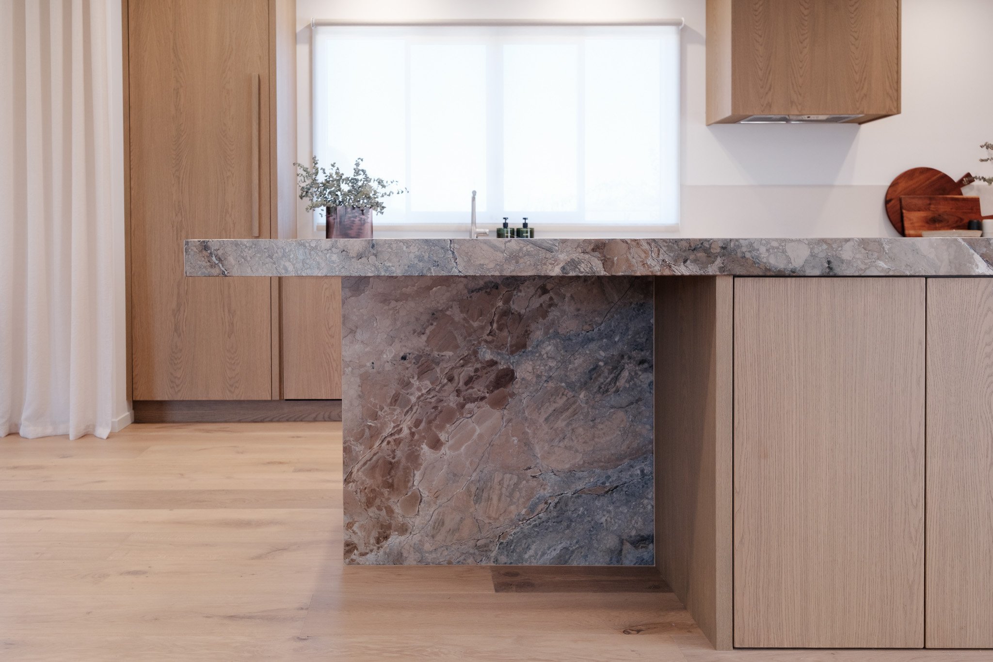 River Road 01_Atelier Silstone Rustic_Plank_Forte_LR