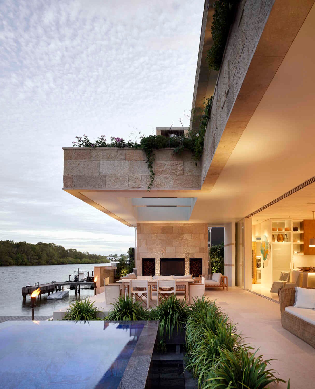 Riverfire 05_Tactile Loft White_Forte_LR-2