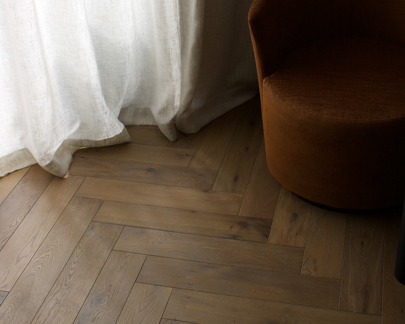 Cambridge Apartments 05_Indus Patagonia_Herringbone_Forte_LR-2